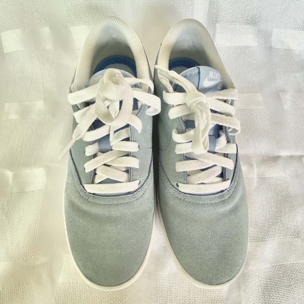 Nike Sneakers, Light Blue, 8M